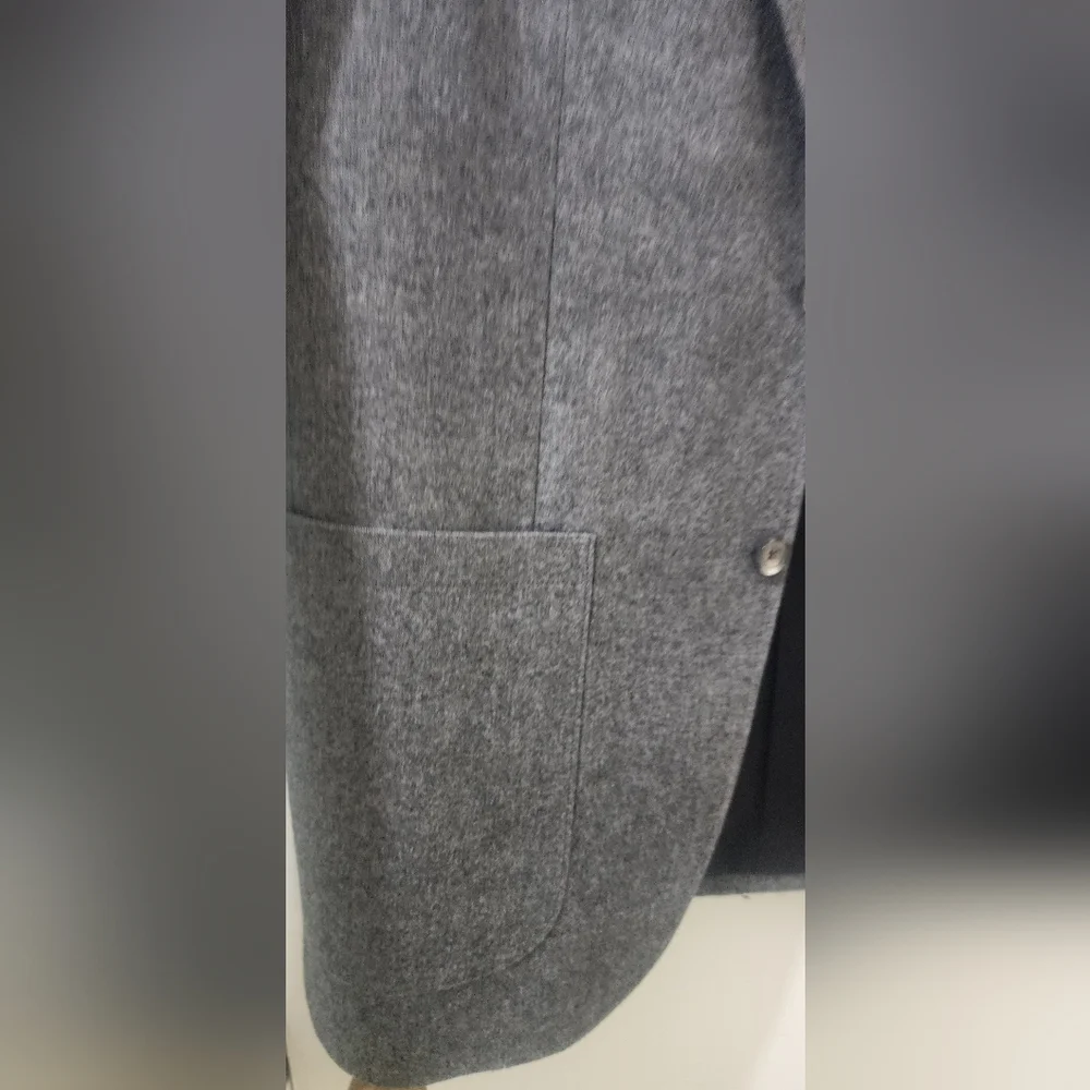 Vince Classic Gray Men's Blazer,‎ Size 44, Cotton.
